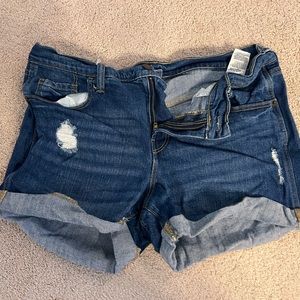Old navy boyfriend distressed shorts 10